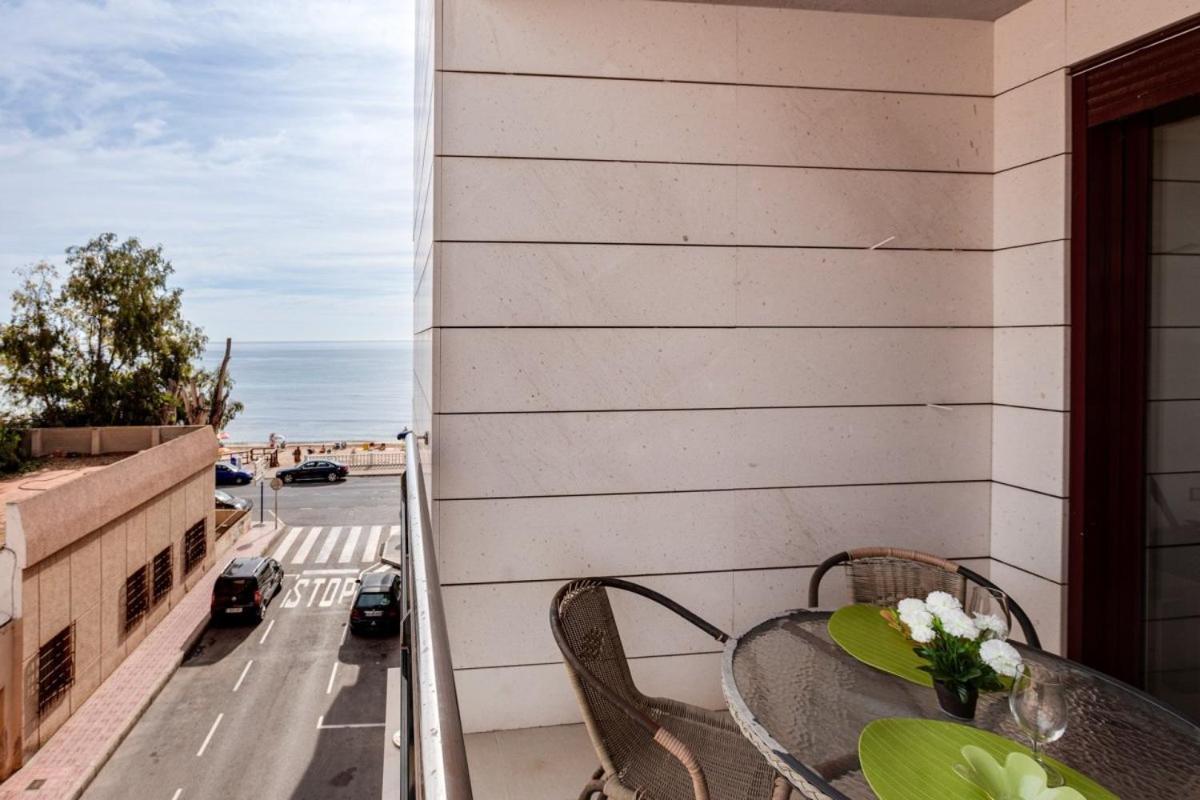 Nice Apartment With Terrace On The Los Locos Beach トレビエハ エクステリア 写真